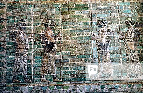 Persisches Relief mit Bogenschützen der persischen Königsgarde. Künstler: Unbekannt