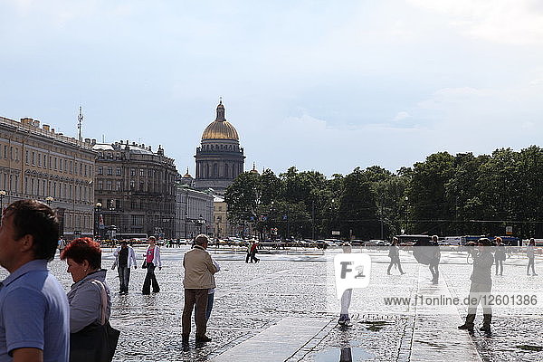 Palastplatz  St. Petersburg  Russland  2011. Künstler: Sheldon Marshall