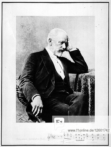 Porträt des Komponisten Pjotr I. Tschaikowsky (1840-1893)  1880er Jahre.