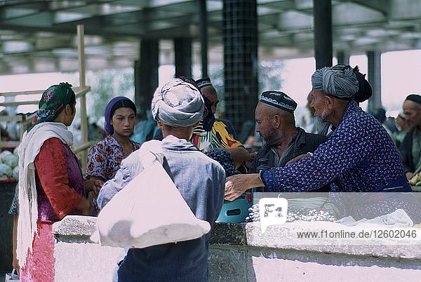 Marktstand in Samarkand. Künstler: CM Dixon Künstler: Unbekannt