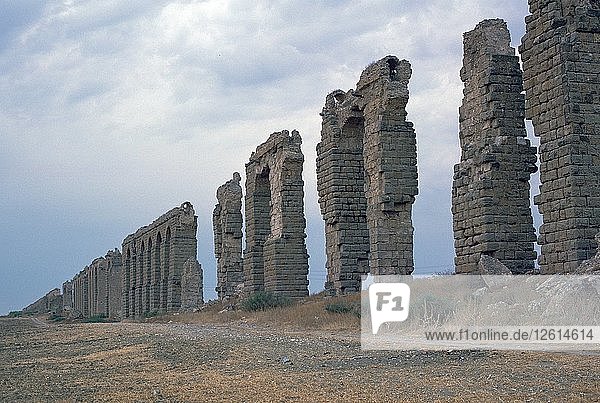 Römisches Aquädukt in Karthago. Künstler: Unbekannt