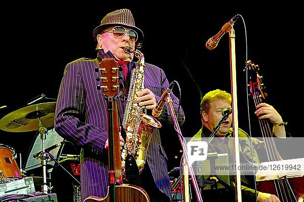 Van Morrison  Love Supreme Jazz Festival  Glynde Place  East Sussex  2015. Künstler: Brian OConnor.