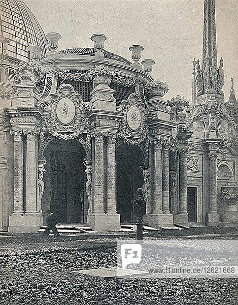 Internationale Ausstellung Panama-Pacific: Haupteingang zum Palast des Gartenbaus  1915. Künstler: Unbekannt.