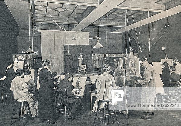 Antiquitäten- und Lebenskundeunterricht am Ontario College of Art  Toronto  um 1913. Künstler: Unbekannt.