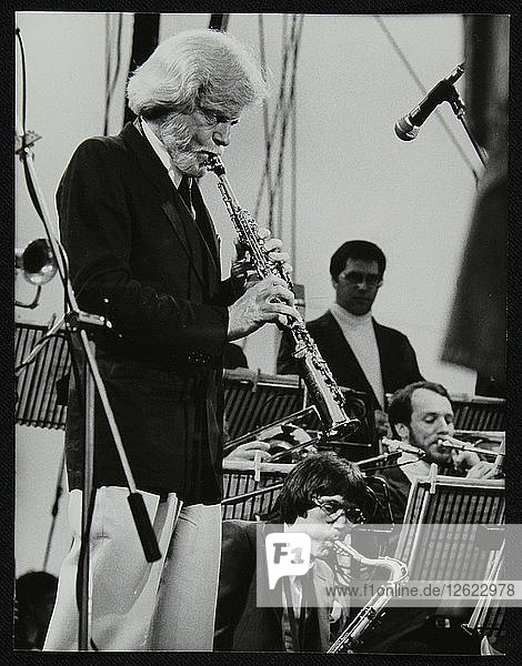 Gerry Mulligan spielt auf dem Capital Radio Jazz Festival in Knebworth  Hertfordshire  Juli 1982. Künstler: Denis Williams