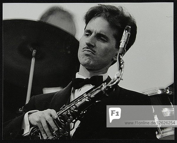 Tenorsaxophonist Scott Hamilton in Knebworth  Hertfordshire  1982. Künstler: Denis Williams