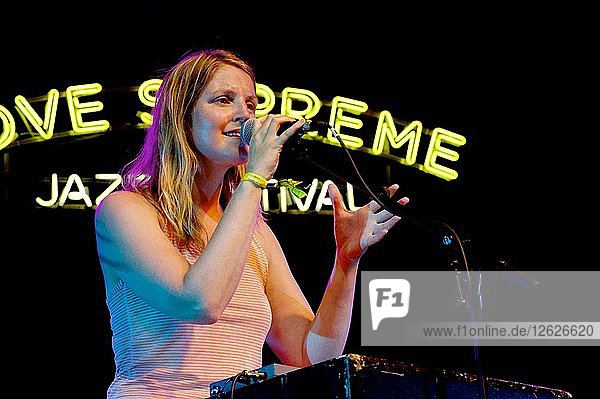 Lauren Kinsella  Love Supreme Jazz Festival  Glynde Place  East Sussex  2015. Künstler: Brian OConnor.