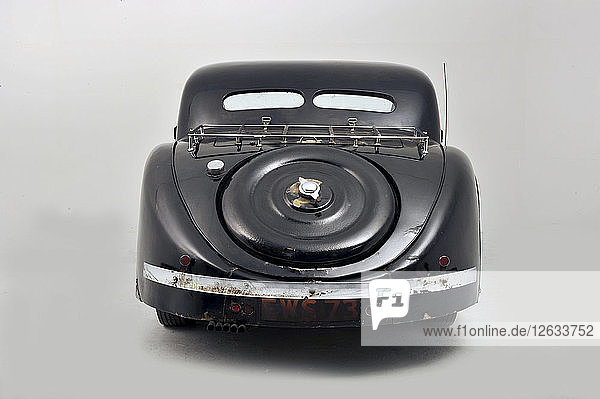 Bugatti Typ 57S 1937 . Künstler: Simon Clay.