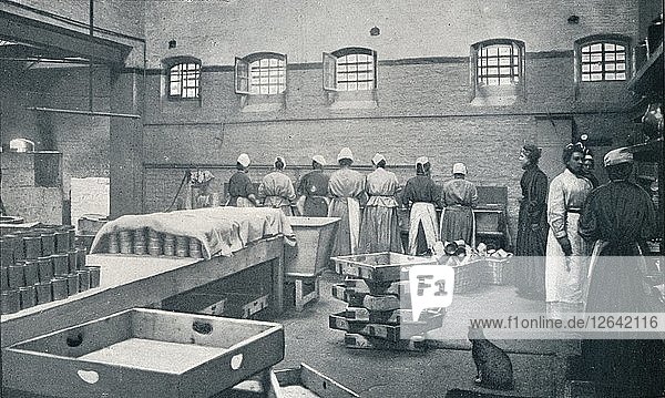 In der Küche des Holloway-Gefängnisses  London  um 1901 (1901). Künstler: Unbekannt.