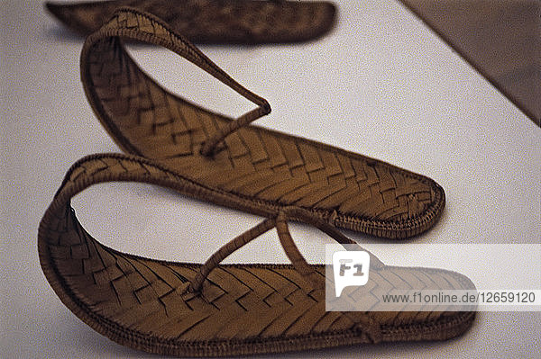 Ägyptische Sandalen.