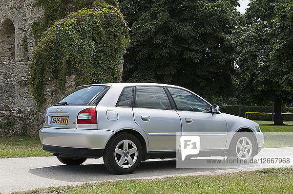 2001 Audi A3 1.8 Künstler: Unbekannt.