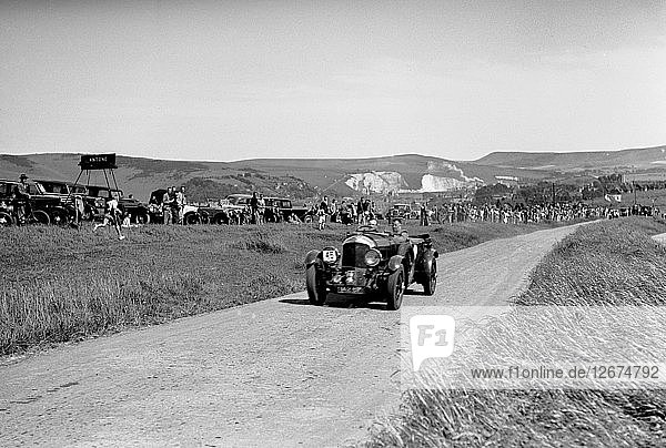 Frazer-Nash BMW von EG Burt bei den Bugatti Owners Club Lewes Speed Trials  Sussex  1937. Künstler: Bill Brunell.
