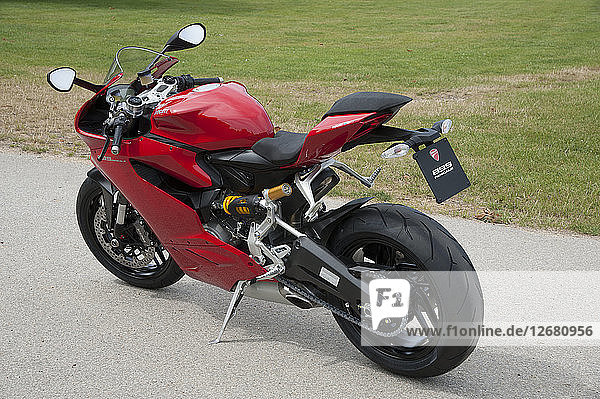 2014 Ducati 899 Panigale Artist: Unbekannt.