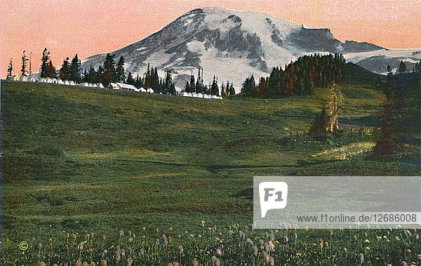 Camp of the Clouds  Mount Rainier  um 1916. Künstler: Asahel Curtis.