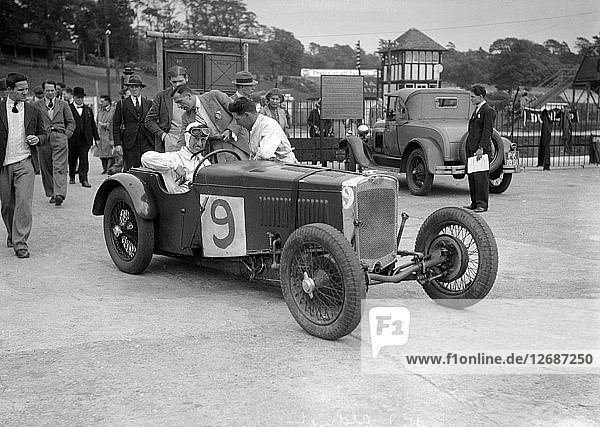 Frazer-Nash 1496 cc stripped for racing at Brooklands. Artist: Bill Brunell.