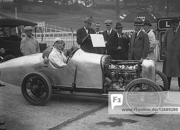 Henry Segrave in his Talbot-Darracq at the JCC 200 Mile Race  Brooklands  Surrey  1921. Artist: Bill Brunell.