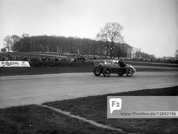 Ian Connells Vale Special beim Rennen in Donington Park  Leicestershire  1935. Künstler: Bill Brunell.