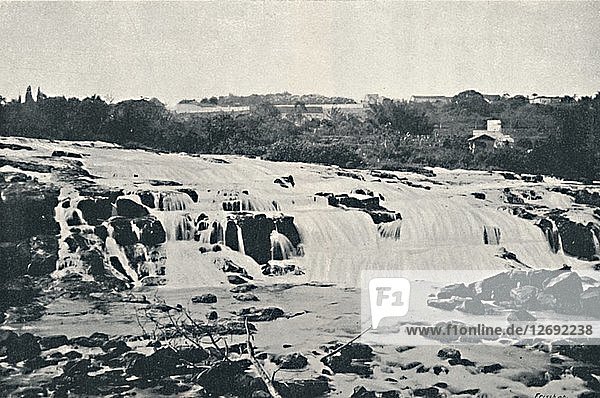 Cachoeira de Piracicaba  1895. Künstler: Joao Pompe.