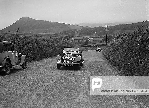 Rover 12/4 von WP Maidens bei der South Wales Auto Club Welsh Rally  1937 Künstler: Bill Brunell.