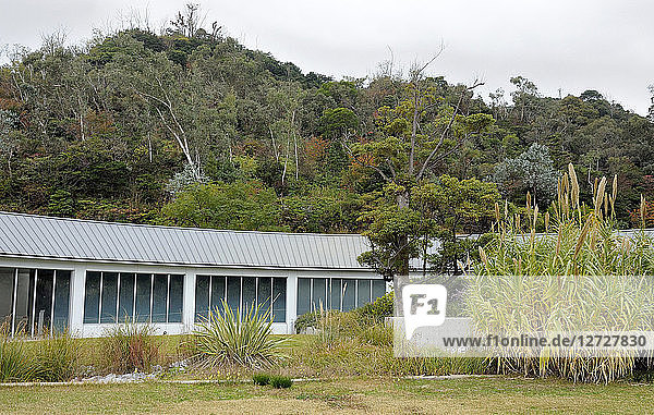 Japan  Insel Naoshima  Benesse House Shop des Architekten Tadao Ando