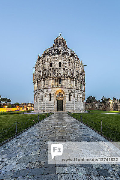 Italy  Pisa  Pisa Baptistery