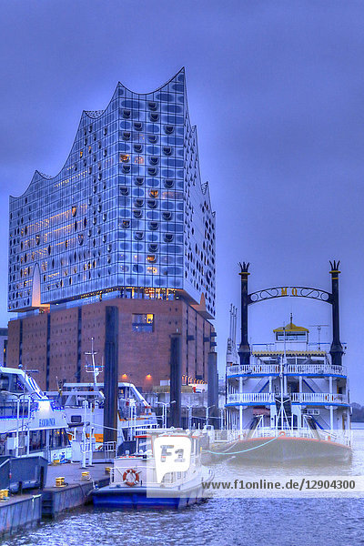 Elbphilharmonie HafenCity Hamburg Deutschland Europa