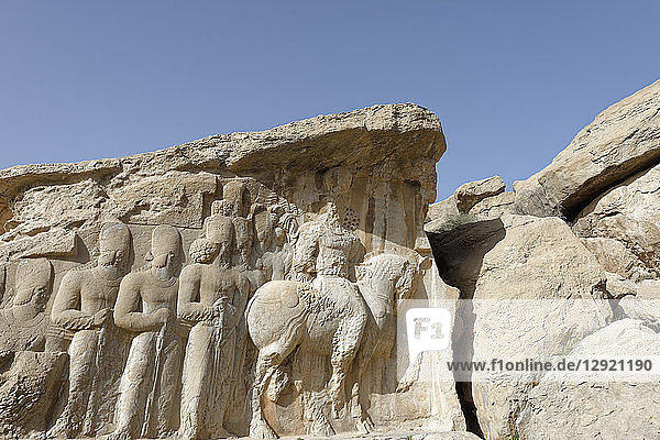 Parade von Shapur I.  Naqsh-e Rajab  vier sassanidische Flachreliefs aus dem dritten Jahrhundert  Region Persepolis  Iran  Naher Osten