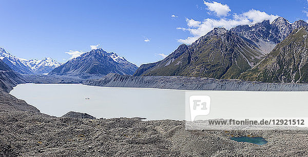 Tasman Glacier  Tasman Glacier Lake  Burnett Mountains  Mount Cook National Park  UNESCO World Heritage Site  South Island  New Zealand  Pacific