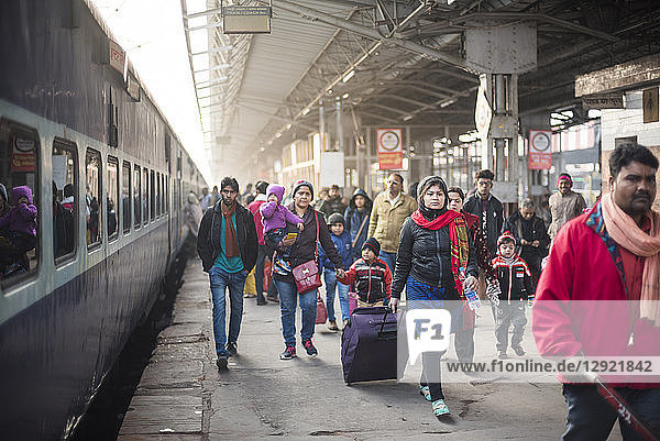 Bahnhof Lucknow  Uttar Pradesh  Indien  Asien