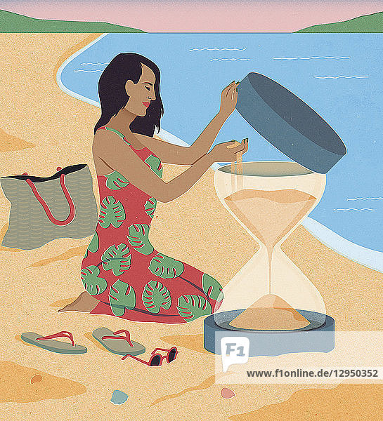 Frau beim Strandurlaub füllt Sanduhr mit mehr Sand