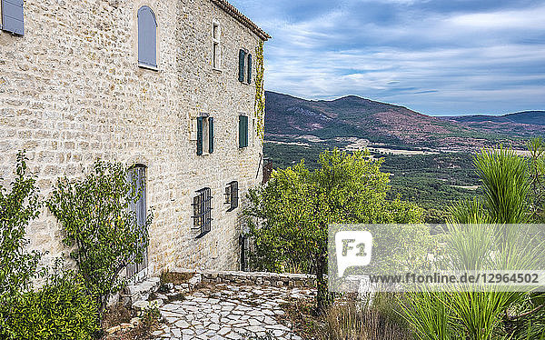 Frankreich  Provence-Alpes-Cote-d'Azur  Var  Naturpark Verdon-Schlucht  Bargeme (Plus Beaux Villages de France  Liste der Dörfer  die als les plus beaux (die schönsten) in Frankreich bezeichnet werden)