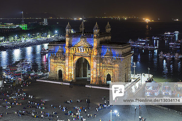Das Gateway of India  Denkmal zum Gedenken an die Landung von König Georg V. und Königin Mary im Jahr 1911  Mumbai  Maharashtra  Indien