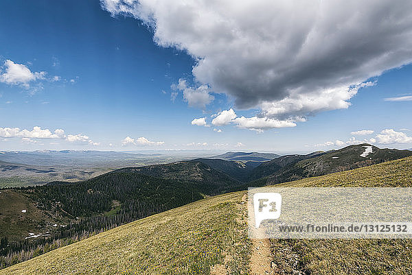 Scenic view of Rocky Mountains National Park against sky