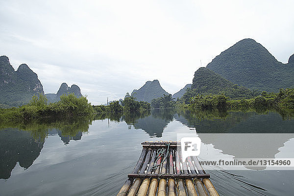 Bambus-Rafting  Yangshuo  China