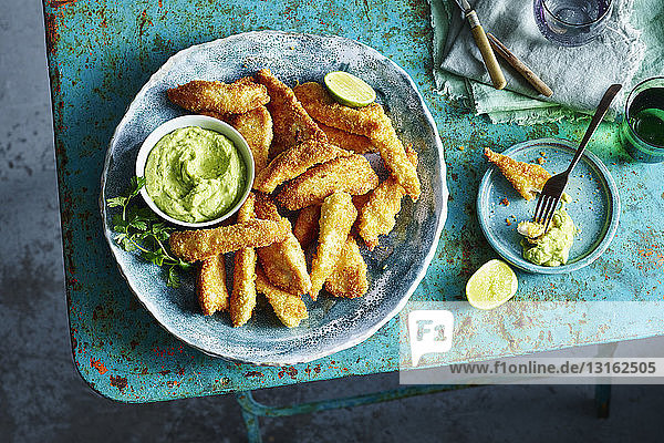 Aufsicht,Außenaufnahme,Avocado,Besteck,Botanik,Dip
