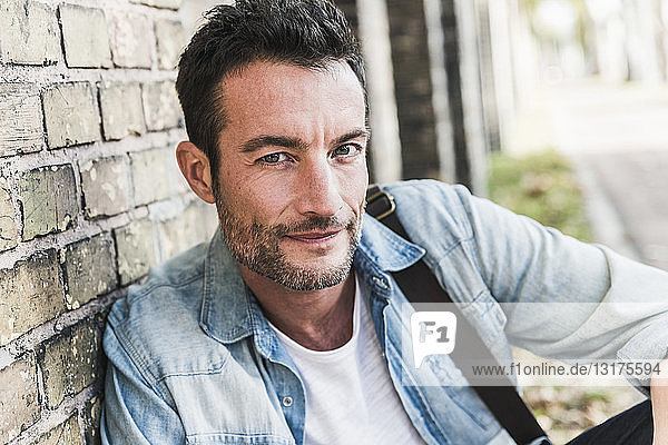 Portrait of a mature man in the city