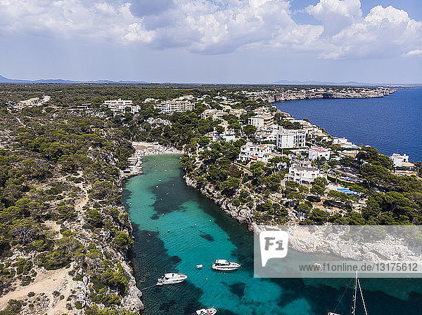 Spanien  Balearen  Mallorca  Llucmajor  Luftaufnahme der Bucht von Cala Pi