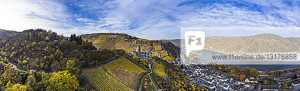 Deutschland  Bracharach  Luftaufnahme der Burg Stahleck