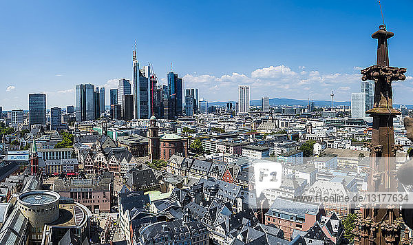 Deutschland  Hessen  Frankfurt  Skyline  Finanzdistrikt  Altstadt  Roemer- und Dom-Roemer-Projekt