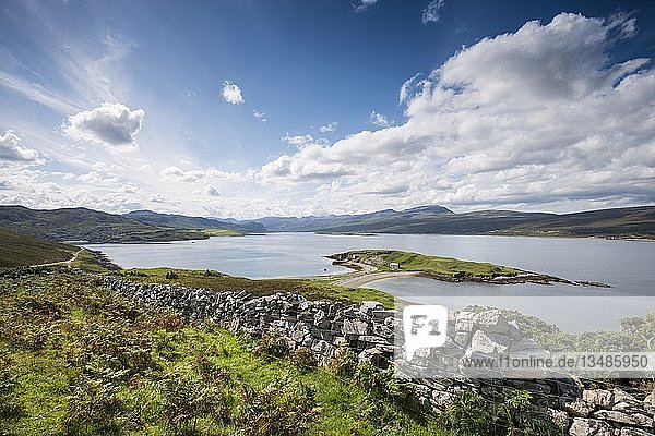 Der 16 km lange und 2 5 km breite Fjord von Loch Eriboll  Heilam  Northern Highlands  Nördliche Highlands  Schottland  Vereinigtes Königreich  Europa