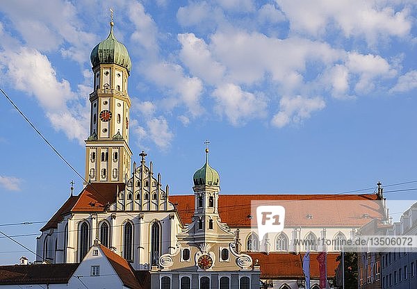 Evangelische Kirche St. Ulrich und Basilika St. Ulrich und Afra  Augsburg  Schwaben  Bayern  Deutschland  Europa