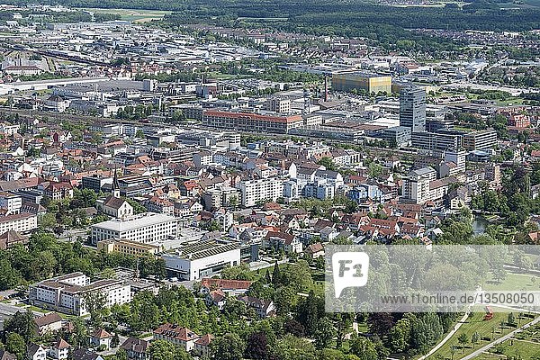 Blick auf das Stadtzentrum von Singen am Hohentwiel  Baden-Württemberg  Deutschland  Europa