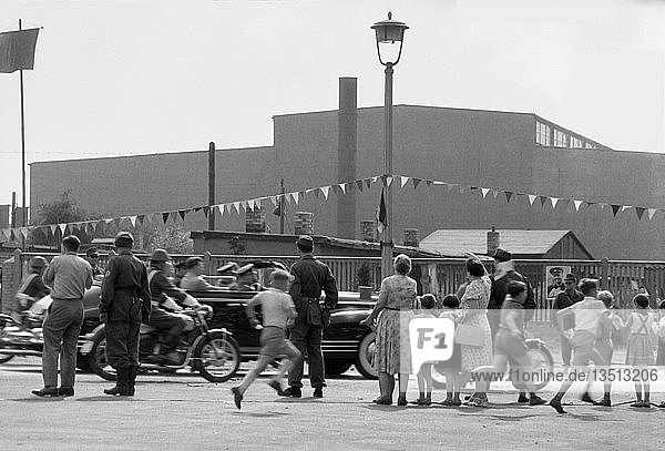 Kosmonaut Juri Gagarin besucht Leipzig 1961 Messegelände Leipzig Sachsen DDR Deutschland Europa
