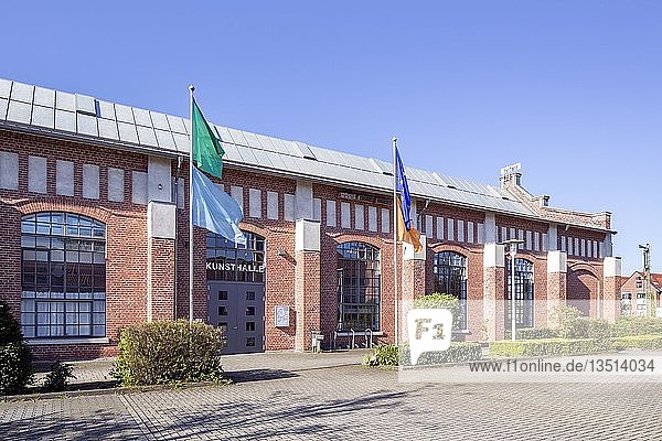 Ehemalige Königlich Hannoversche Bahnhofswerkstätte heute Zentrum für Wirtschaft Medien und Kunst IT-Zentrum Lingen Emsland Niedersachsen Deutschland Europa