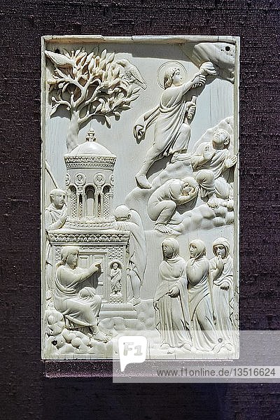 Elfenbeinplatte Frauen am Grabe Christi und Himmelfahrt des Herrn Mailand oder Rom um 400 Nationalmuseum München Oberbayern Bayern Deutschland Europa