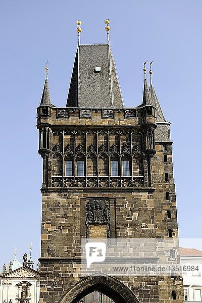 Altstädter Brückenturm an der Karlsbrücke  Prag  Böhmen  Tschechische Republik  Europa
