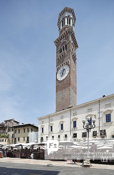 Torre dei Lamberti  Lamberti-Turm  Verona  Venetien  Italien  Europa