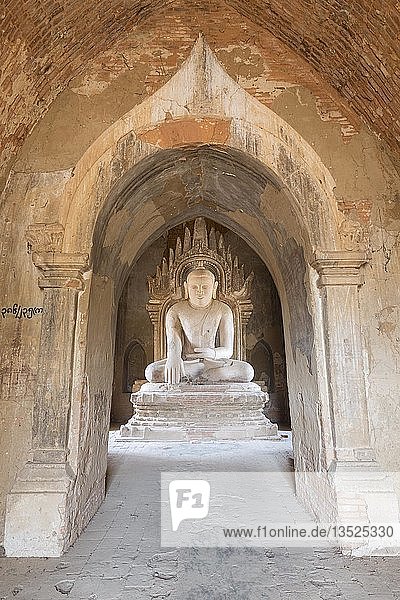 Buddha  Alo-Pyi-Pagode  Bagan  Myanmar  Asien