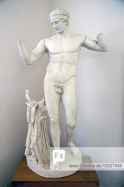 Statue Diadumenos im Archäologischen Museum Delos  Kykladen  Insel Delos  Griechenland  Europa