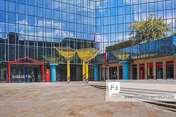 Verwaltungszentrum der Stadtsparkasse München Ungererstraße München Oberbayern Bayern Deutschland Europa